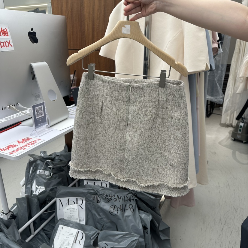 MER韓國直郵女士新品推薦職業25春夏真品人氣休閑時尚熱賣短裙MER/ANGELO BIANCO短裙