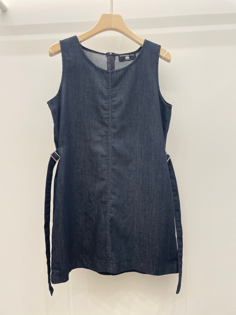 NYLON東大門直郵女裝新品人氣25春夏熱賣真品職業休閑連衣裙NYLON連衣裙圖色2