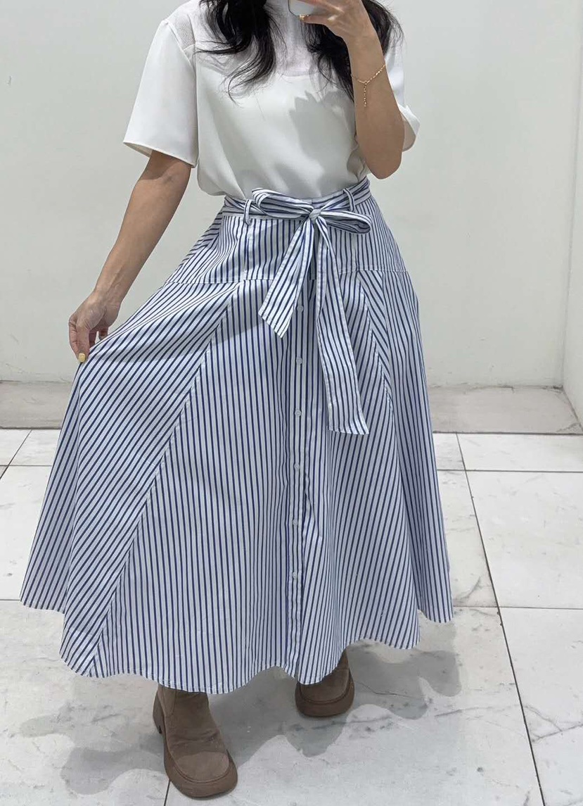 BLUE RIBBON東大門直郵女士新款25春夏時尚長裙含腰帶條紋BLUE RIBBON長裙