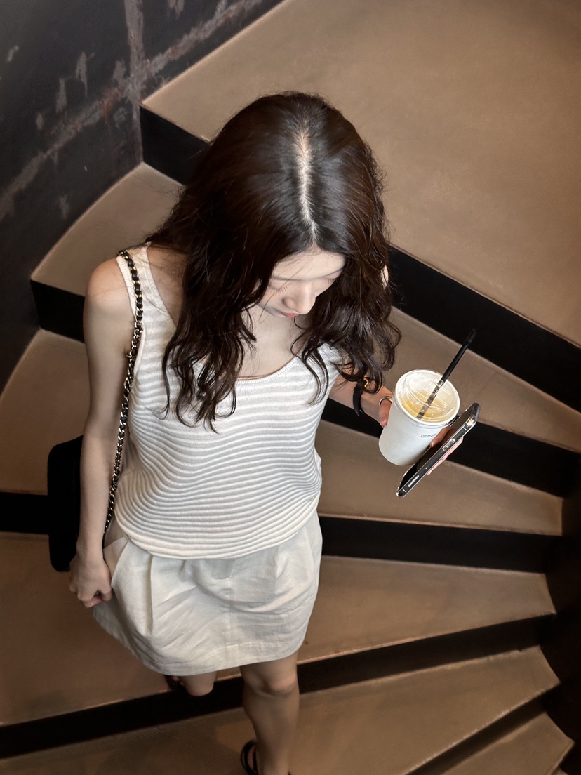 ERUME韓國㊣直郵東大門代購女裝新款時尚推薦25春夏吊帶背心ERUME吊帶/背心