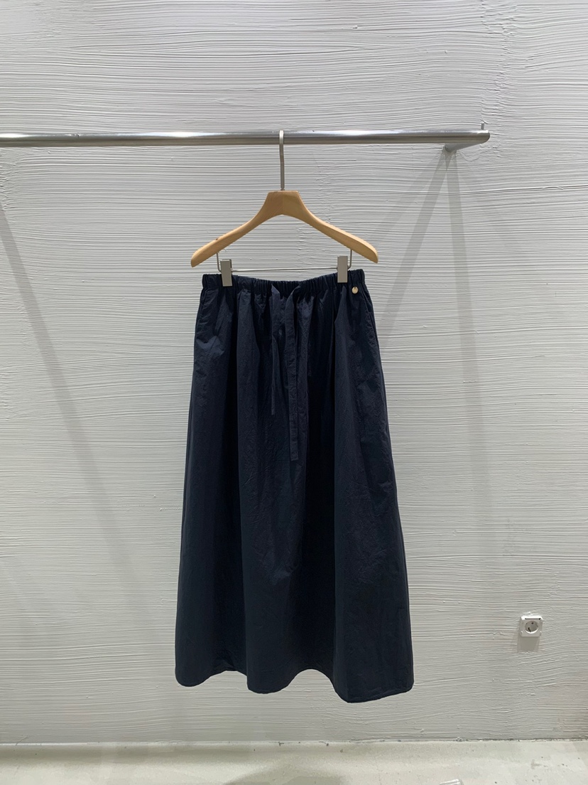 LUCY SALON韓國直郵㊣東大門實拍女裝新品熱賣25春夏時尚長裙LUCY SALON長裙圖色2
