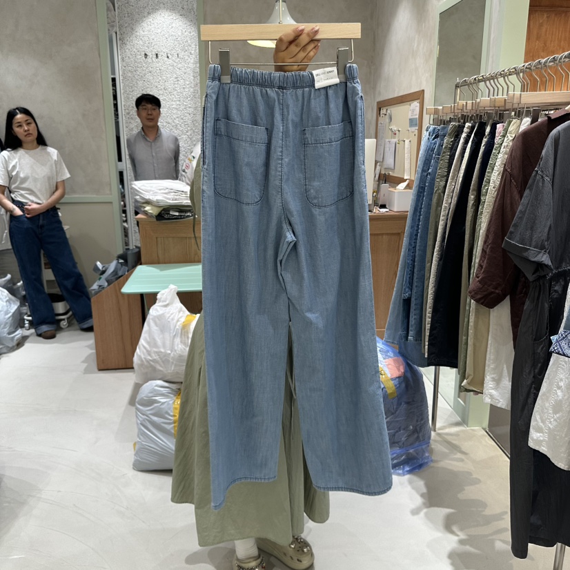 DELI JENNY韓國㊣直郵東大門代購女裝新款時尚人氣推薦牛仔褲DELI JENNY牛仔褲