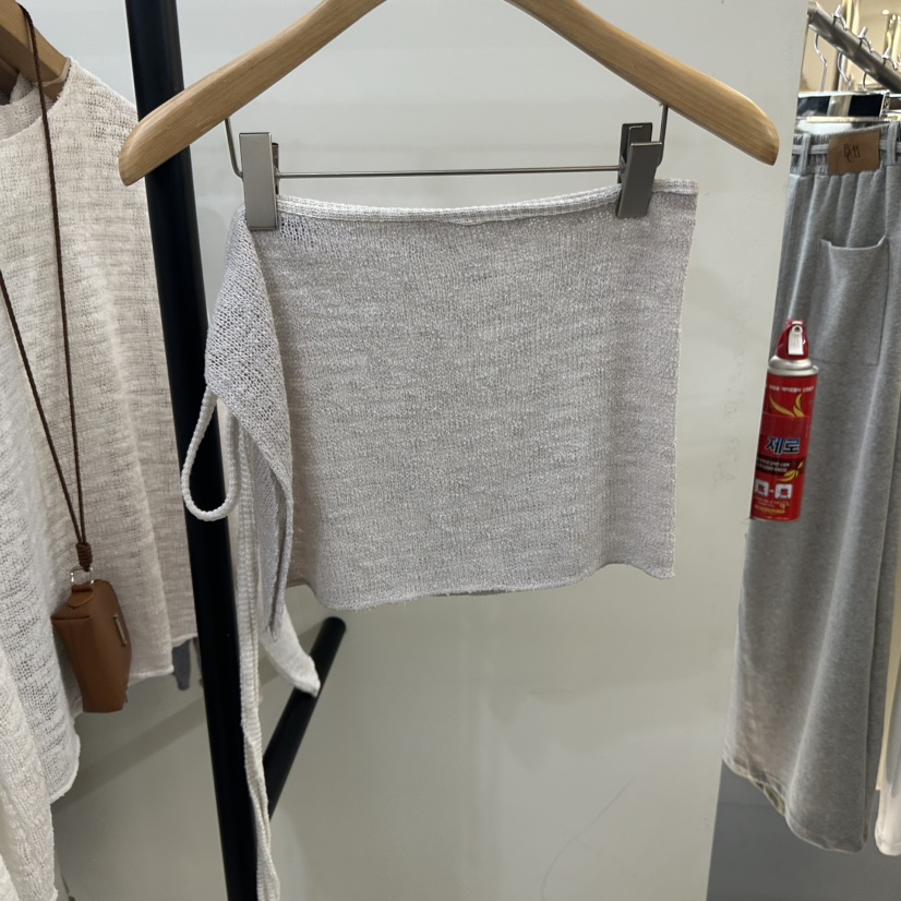 3 ANOTHER韓國直郵㊣女裝新品時尚人氣25春夏熱賣推薦短裙3 ANOTHER短裙圖色2