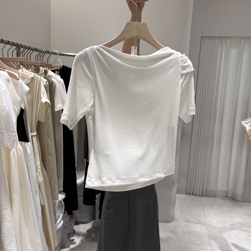 GLOW AND NYMPH直郵韓國代購㊣女裝新品時尚25春夏熱賣T恤GLOW AND NYMPHT恤
