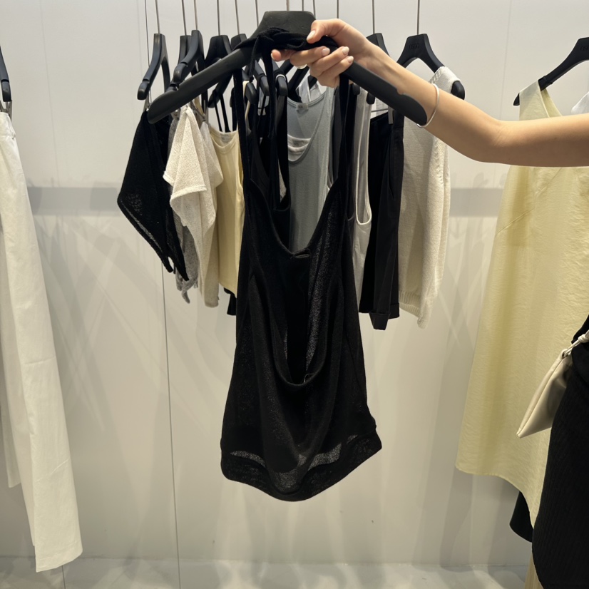OSOO韓國㊣直郵東大門代購女裝新品熱賣休閑時尚推薦吊帶背心OSOO吊帶/背心