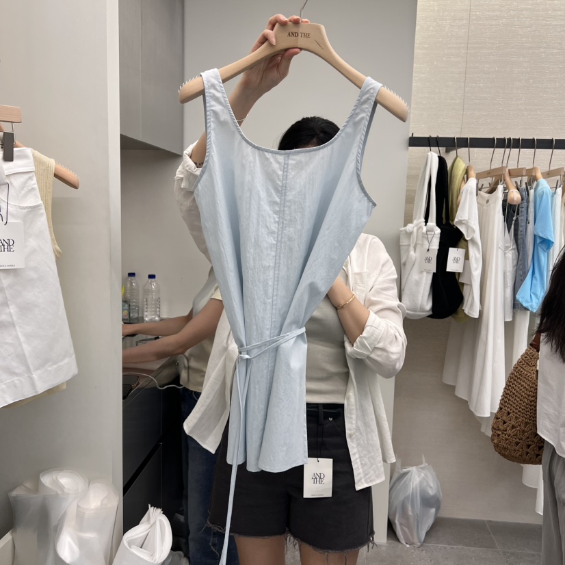 AND THE直郵韓國代購㊣女裝新品推薦人氣休閑熱賣吊帶背心AND THE吊帶/背心