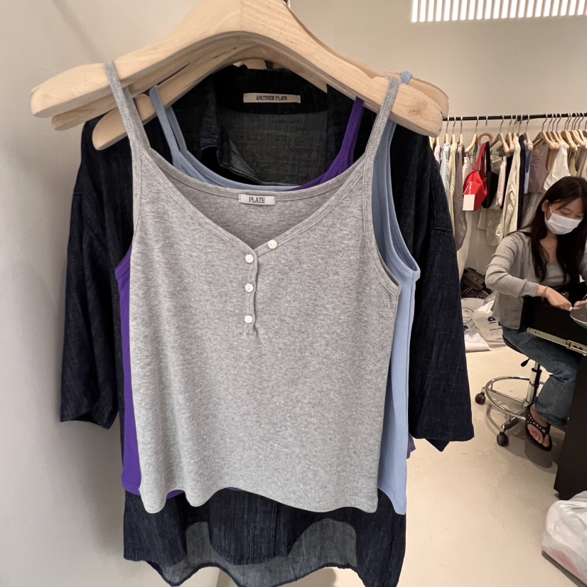 PLATE韓國直郵㊣東大門實拍女裝新品人氣時尚推薦25春夏吊帶背心PLATE吊帶/背心圖色2