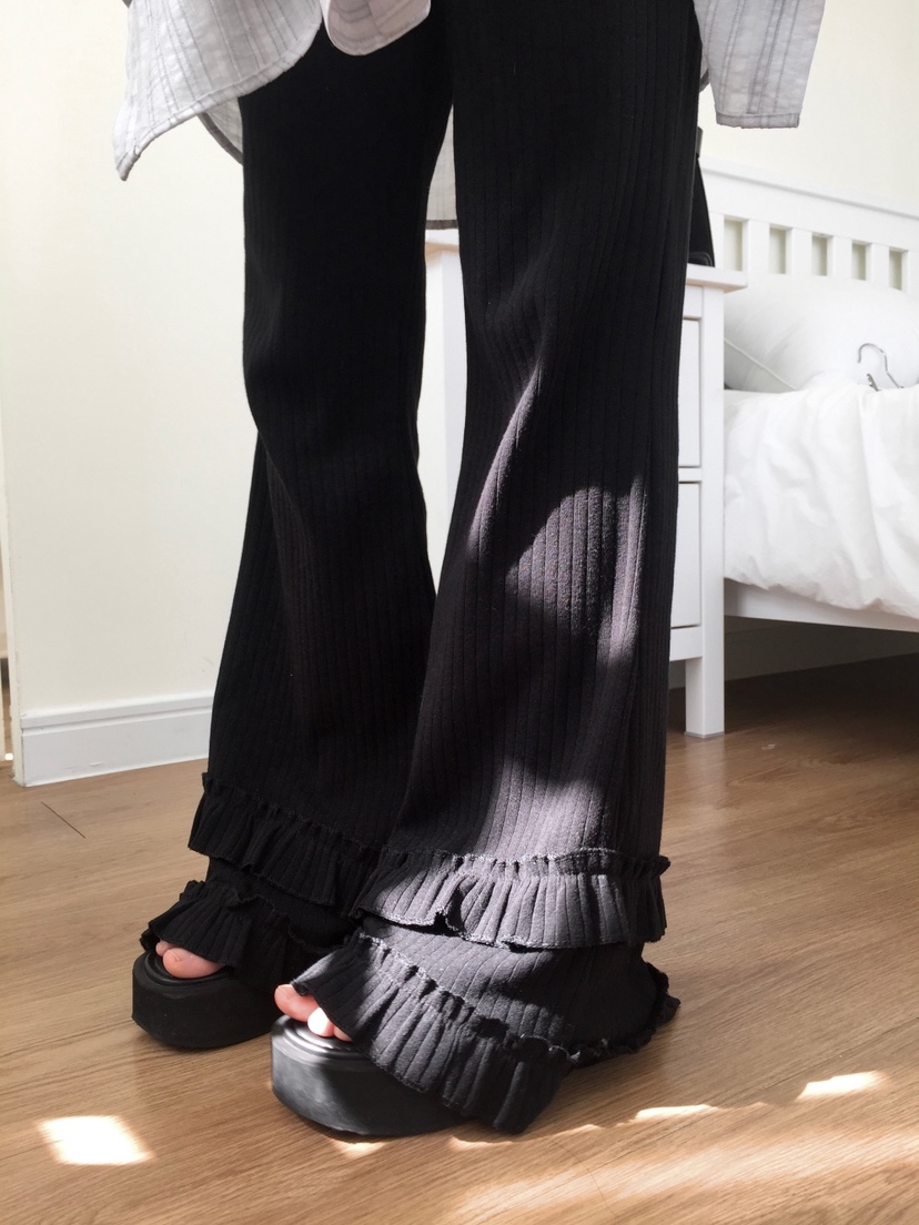 I I韓國直郵㊣東大門實拍女裝新款熱賣打底褲鯊魚褲荷葉邊ITSSONG打底褲/鯊魚褲