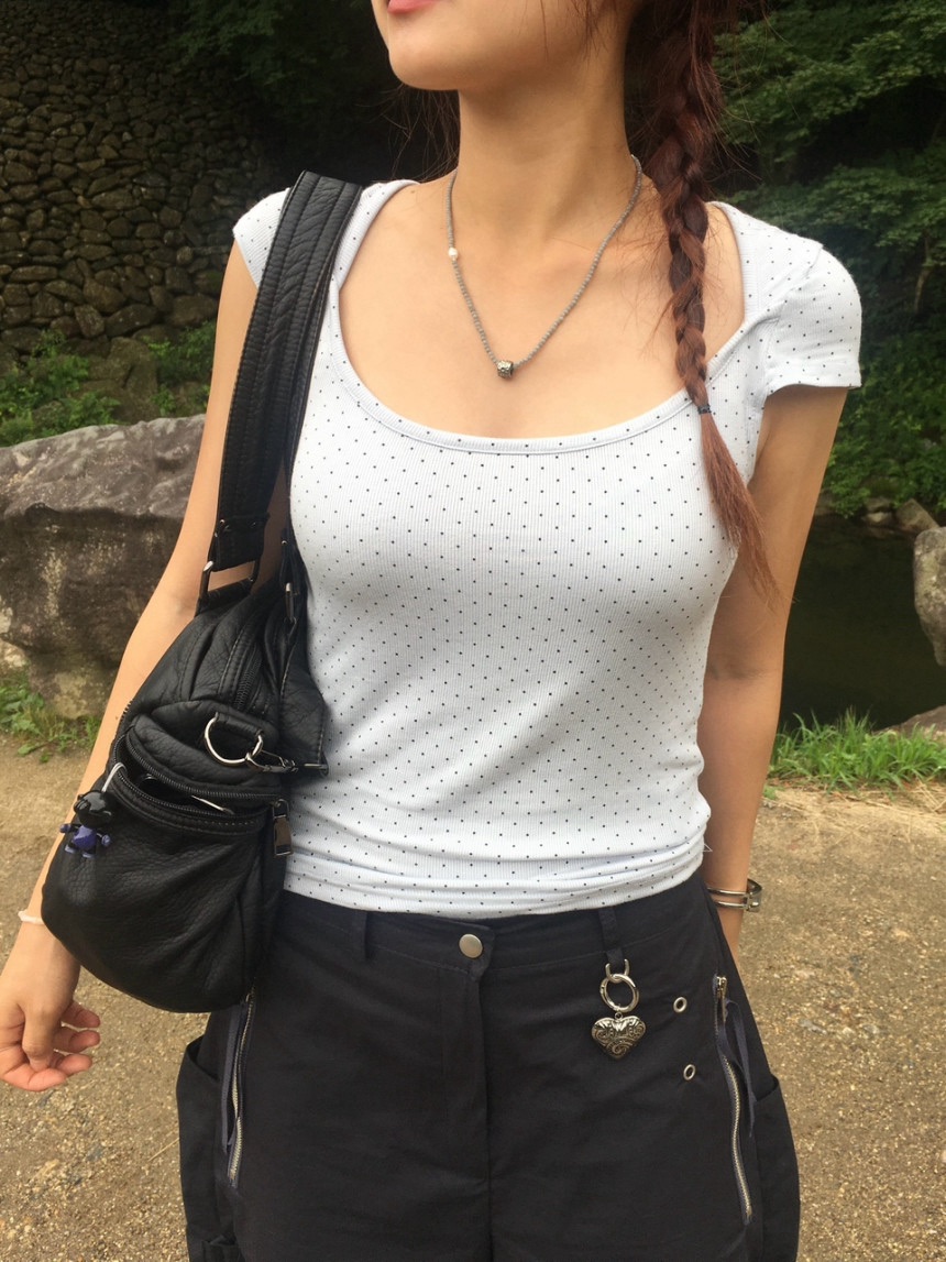 I I韓國㊣直郵東大門代購女裝新品推薦人氣熱賣25春夏時尚T恤ITSSONGT恤
