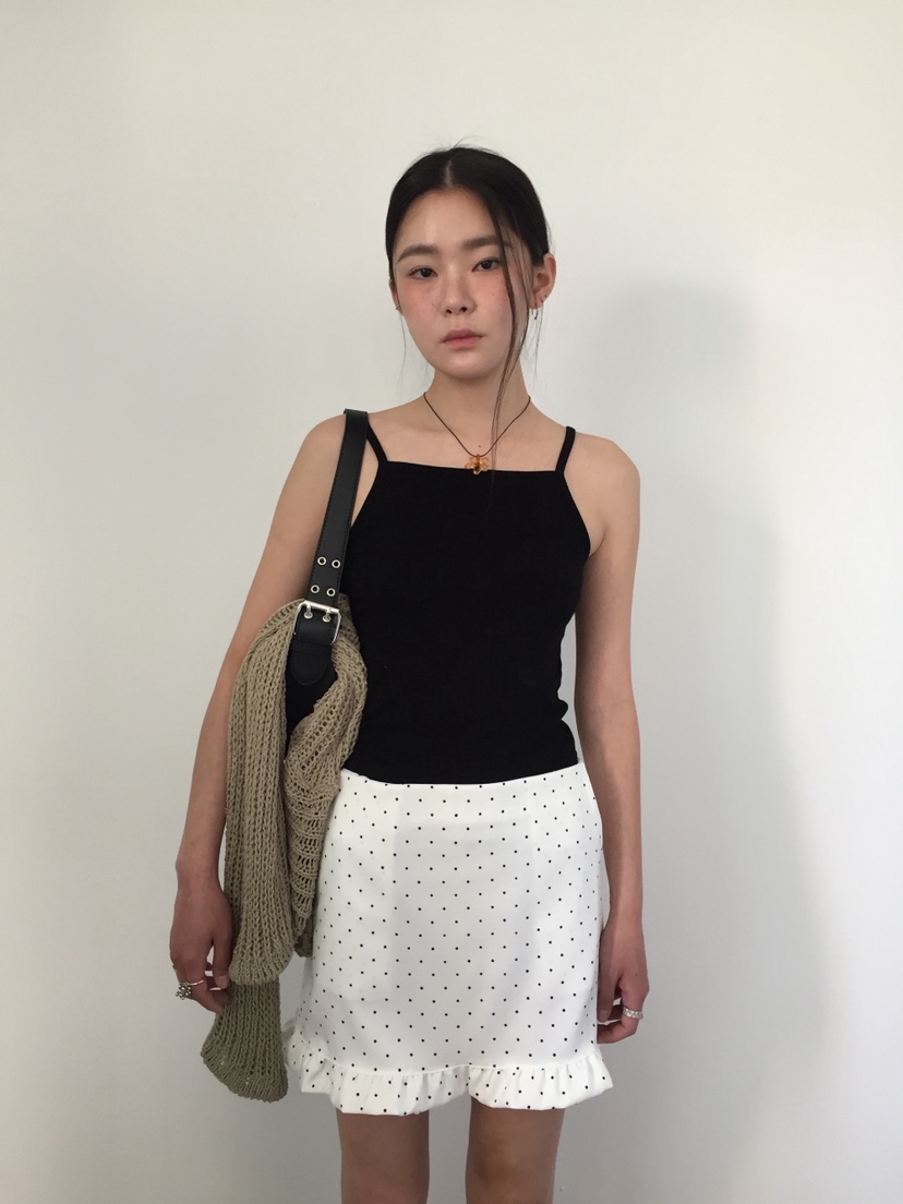 I I韓國直郵㊣東大門實拍女裝新款熱賣時尚休閑短裙荷葉邊ITSSONG短裙