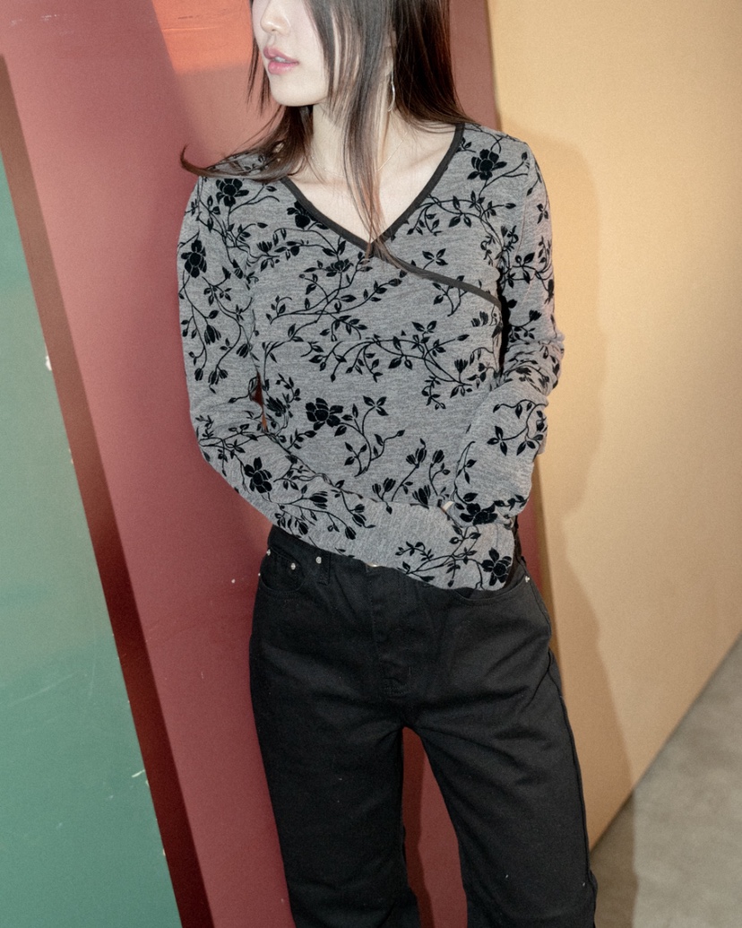 I I韓國直郵㊣女裝新款熱賣休閑推薦25春夏時尚人氣長袖T恤ITSSONG長袖T恤