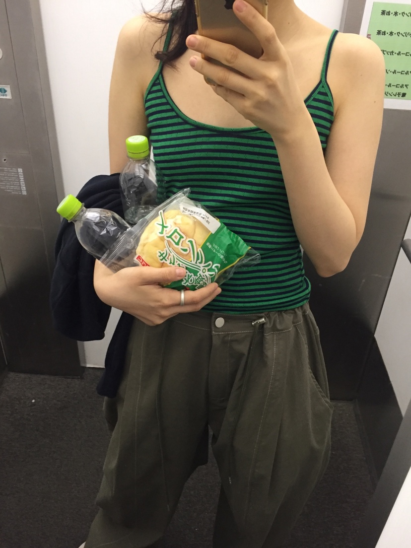 I I韓國直郵㊣東大門實拍女裝新品休閑25春夏熱賣吊帶背心ITSSONG吊帶/背心圖色2