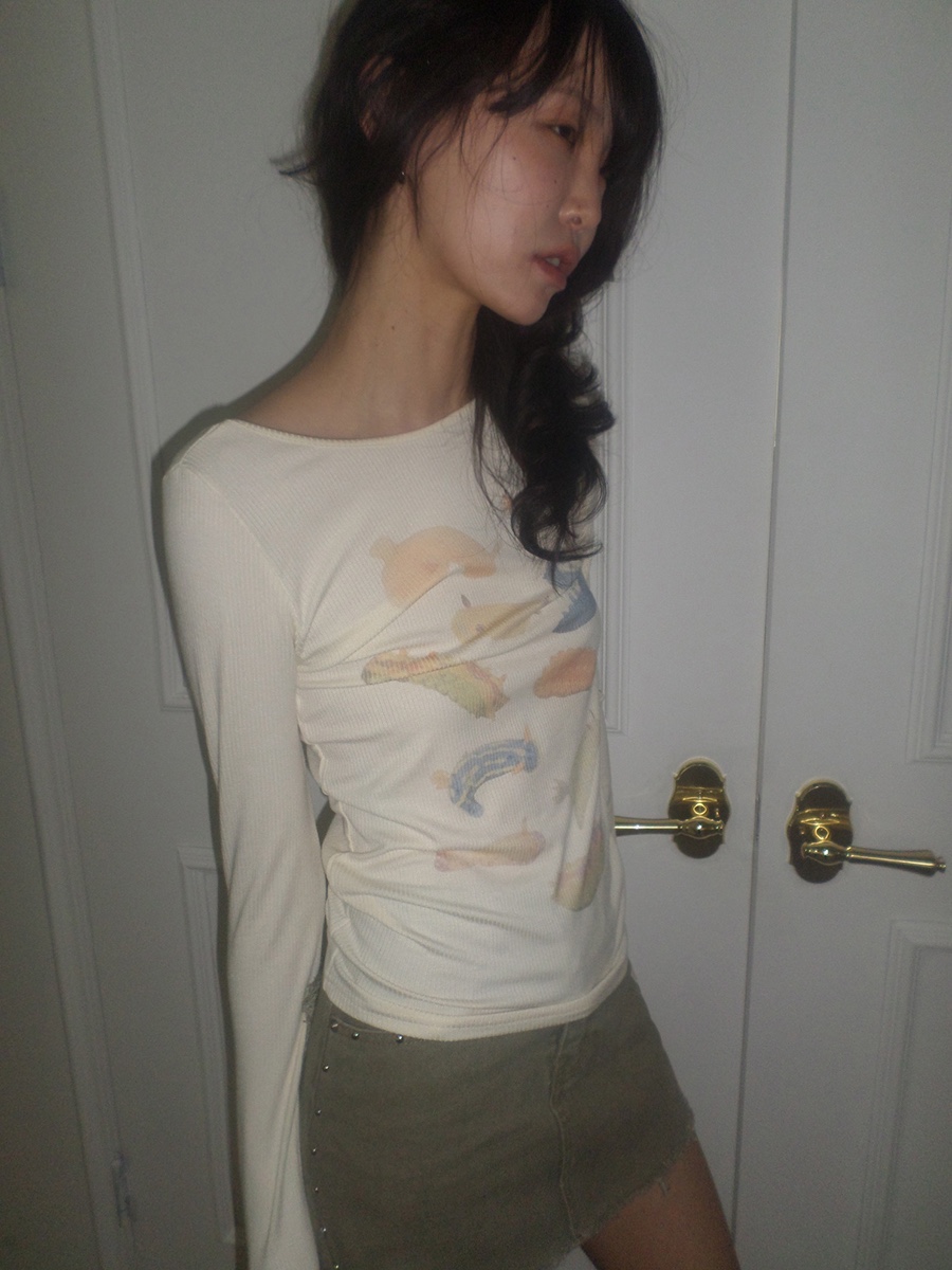 I I韓國直郵㊣女裝新品熱賣時尚人氣推薦25春夏休閑長袖T恤ITSSONG長袖T恤