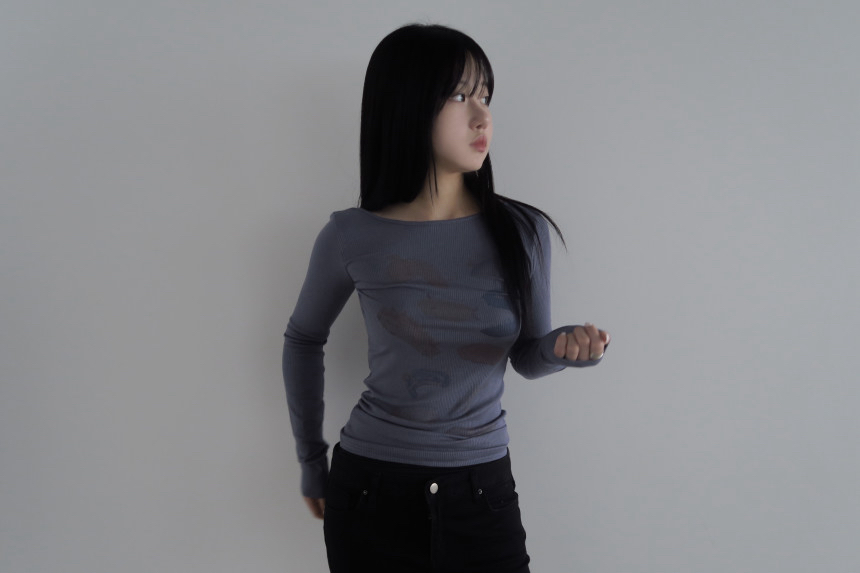 I I韓國直郵㊣女裝新品熱賣時尚人氣推薦25春夏休閑長袖T恤ITSSONG長袖T恤圖色2