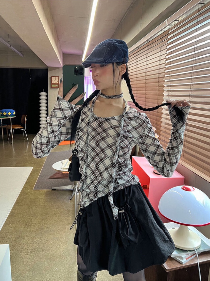 I I韓國直郵㊣東大門實拍女裝新品推薦時尚25春夏T恤含脖帶格紋ITSSONGT恤