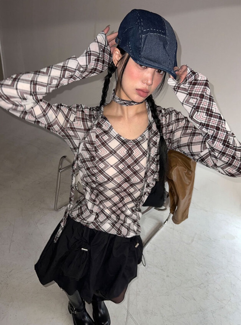 I I韓國直郵㊣東大門實拍女裝新品推薦時尚25春夏T恤含脖帶格紋ITSSONGT恤