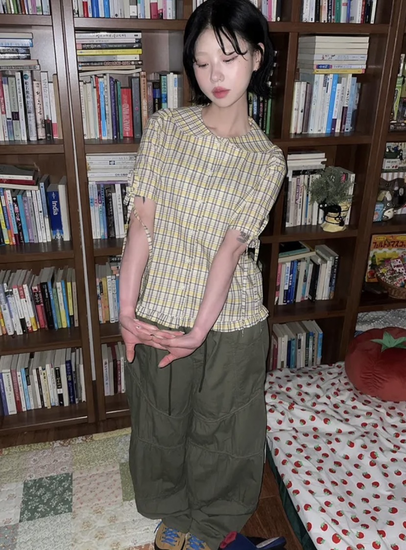 I I直郵韓國代購㊣女裝新款人氣熱賣時尚25春夏襯衫蕾絲衫格紋ITSSONG襯衫/蕾絲衫