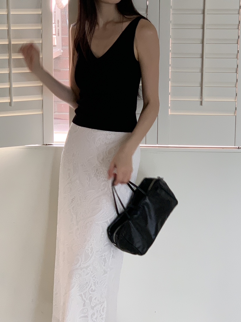 LOGARDEN韓國㊣直郵東大門代購女裝新品人氣25春夏時尚上衣LO GARDEN上衣