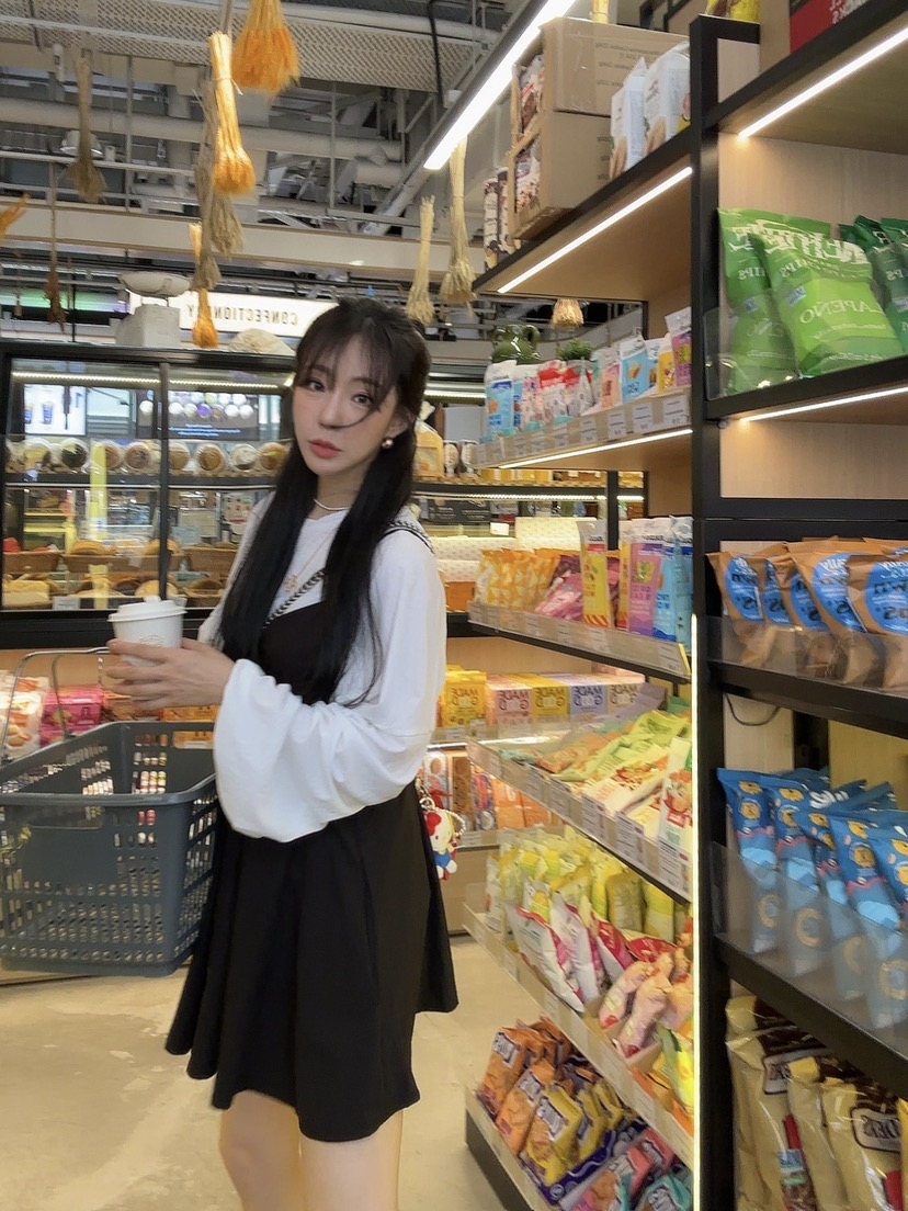 PALETTE-Q韓國㊣直郵東大門代購女裝新品推薦時尚長袖T恤短款PALETTE長袖T恤