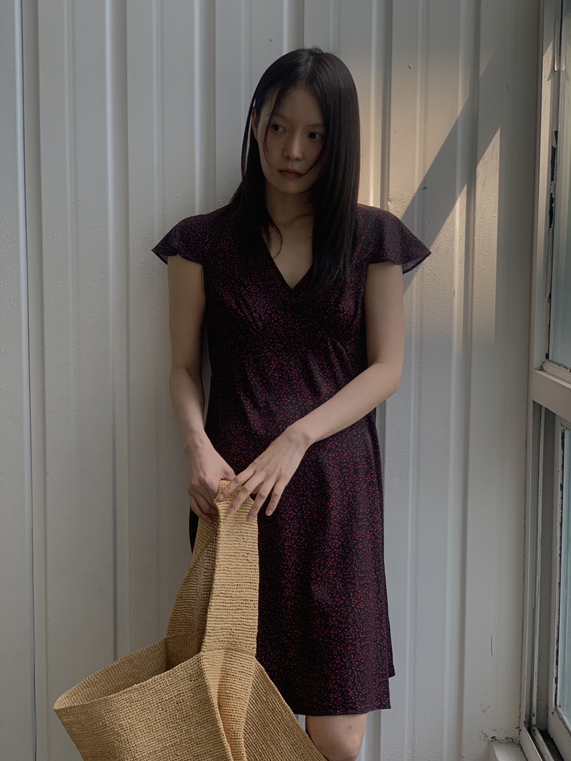 LOGARDEN直郵韓國代購㊣女裝新品人氣熱賣休閑時尚推薦連衣裙LO GARDEN連衣裙