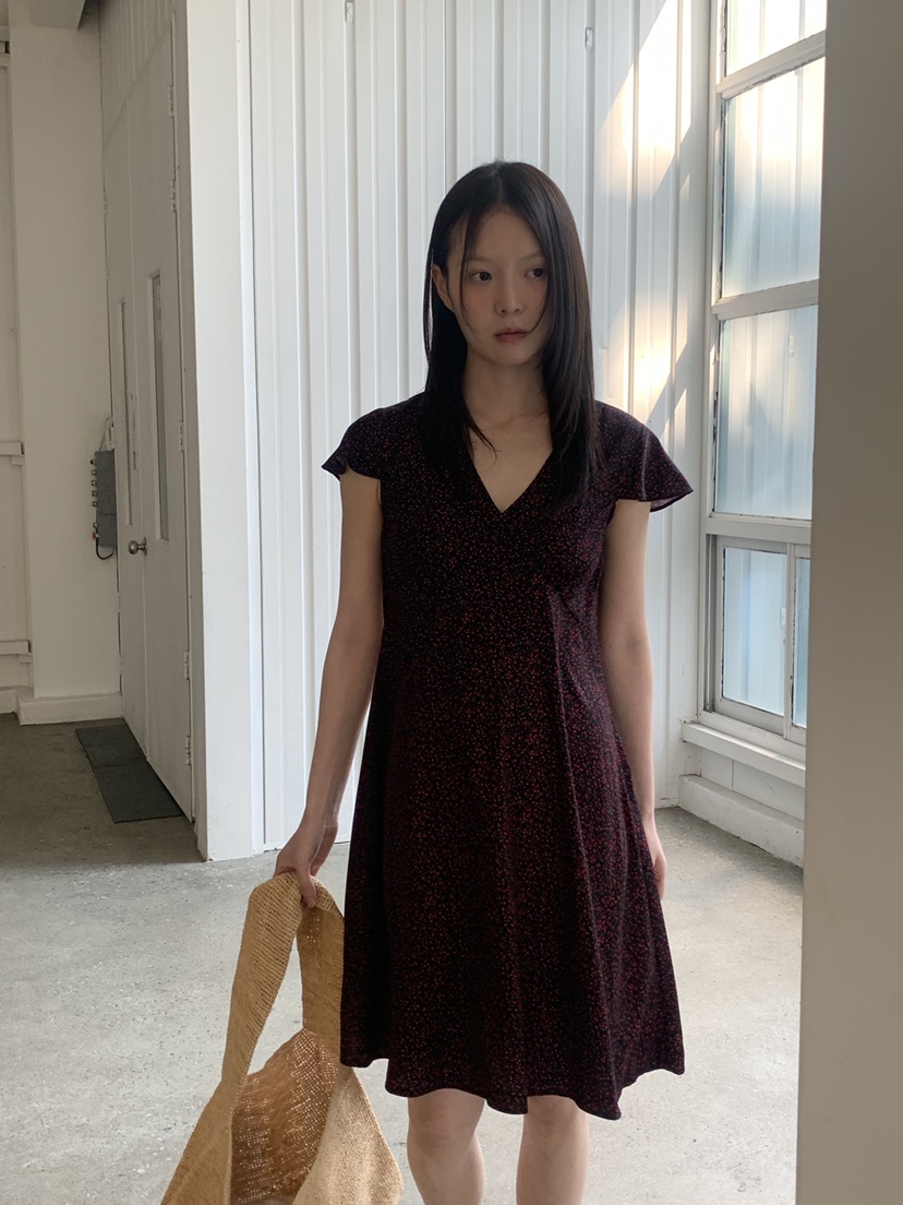 LOGARDEN直郵韓國代購㊣女裝新品人氣熱賣休閑時尚推薦連衣裙LO GARDEN連衣裙
