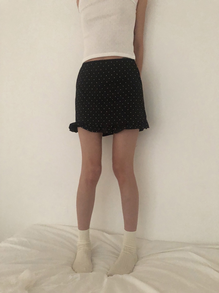 I I韓國直郵㊣女裝新品熱賣時尚25春夏人氣推薦短裙荷葉邊ITSSONG短裙