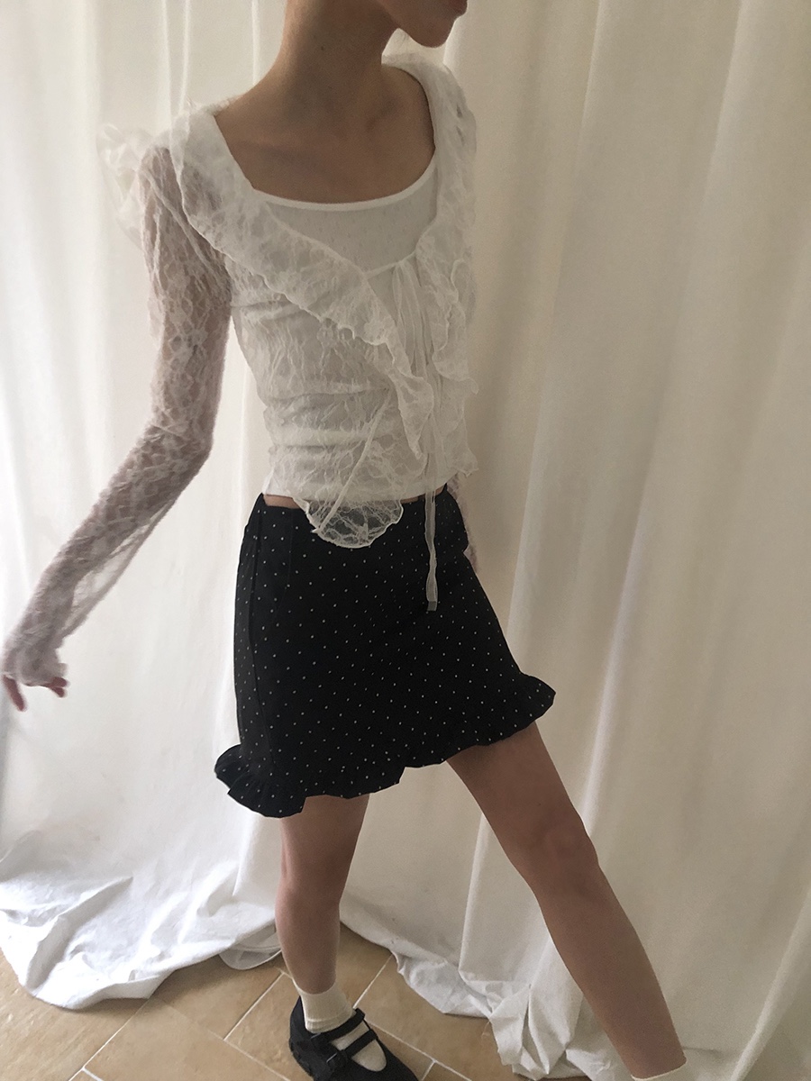 I I韓國直郵㊣女裝新品熱賣時尚25春夏人氣推薦短裙荷葉邊ITSSONG短裙
