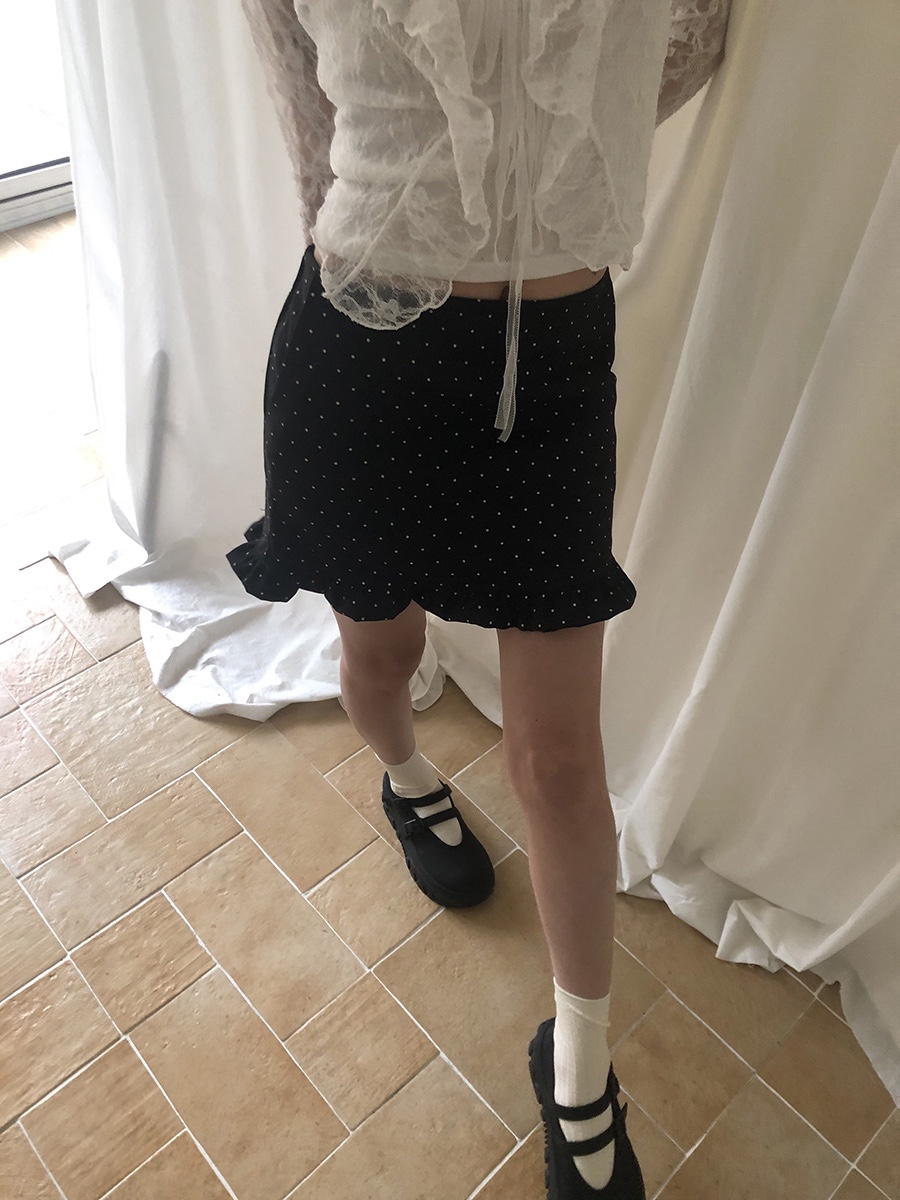 I I韓國直郵㊣女裝新品熱賣時尚25春夏人氣推薦短裙荷葉邊ITSSONG短裙