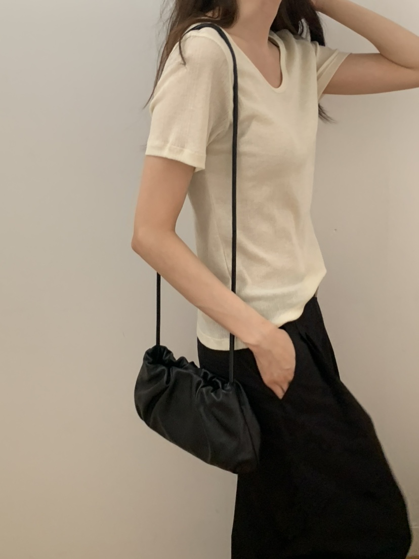 NOTICE韓國㊣直郵東大門代購女裝新品休閑時尚推薦人氣25春夏T恤NOTICET恤