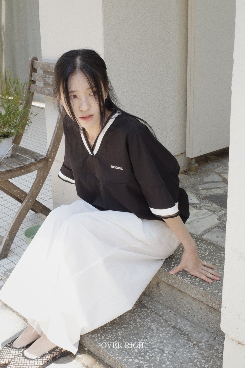 OVER RICH韓國直郵㊣東大門實拍女裝新款時尚休閑人氣衛衣OVER RICH衛衣