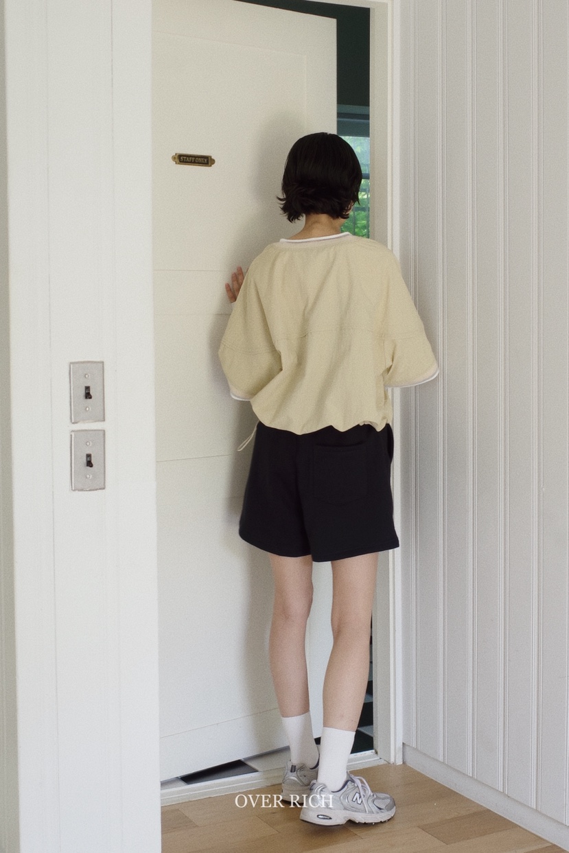 OVER RICH韓國直郵㊣東大門實拍女裝新款時尚休閑人氣衛衣OVER RICH衛衣