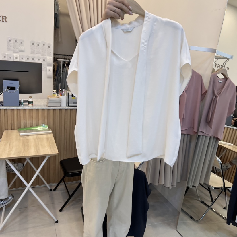 THE FUNNY直郵韓國代購㊣女裝新品熱賣休閑推薦襯衫蕾絲衫THE FUNNY襯衫/蕾絲衫圖色2