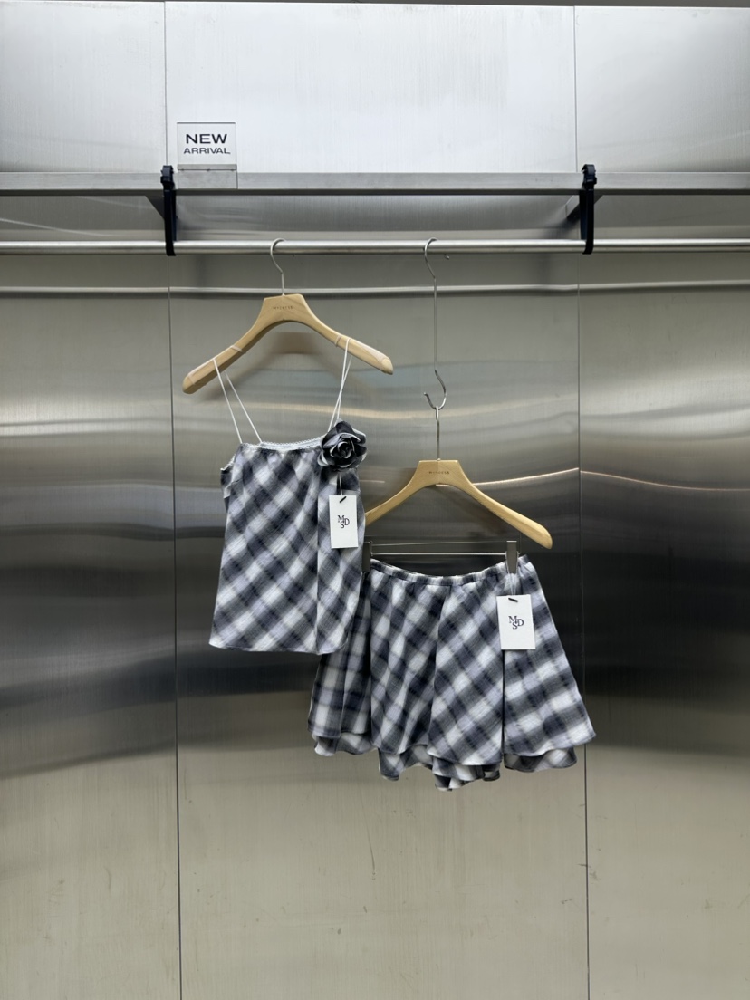 MYDRESS韓國直郵㊣東大門實拍女裝新品時尚推薦人氣套裝套裝MYDRESS套裝