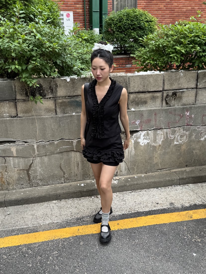SUNDER MARKET韓國直郵㊣東大門實拍女裝新款25春夏裙褲荷葉邊SUNDER MARKET裙褲