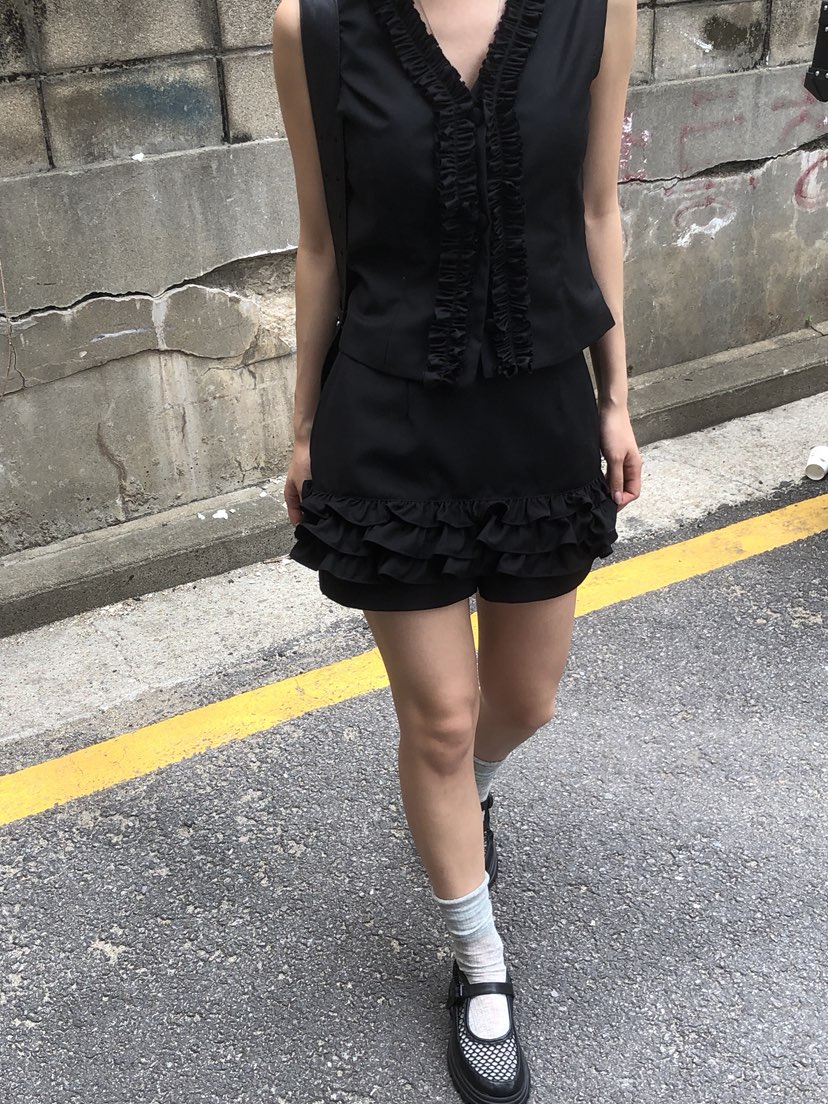 SUNDER MARKET韓國直郵㊣東大門實拍女裝新款25春夏裙褲荷葉邊SUNDER MARKET裙褲
