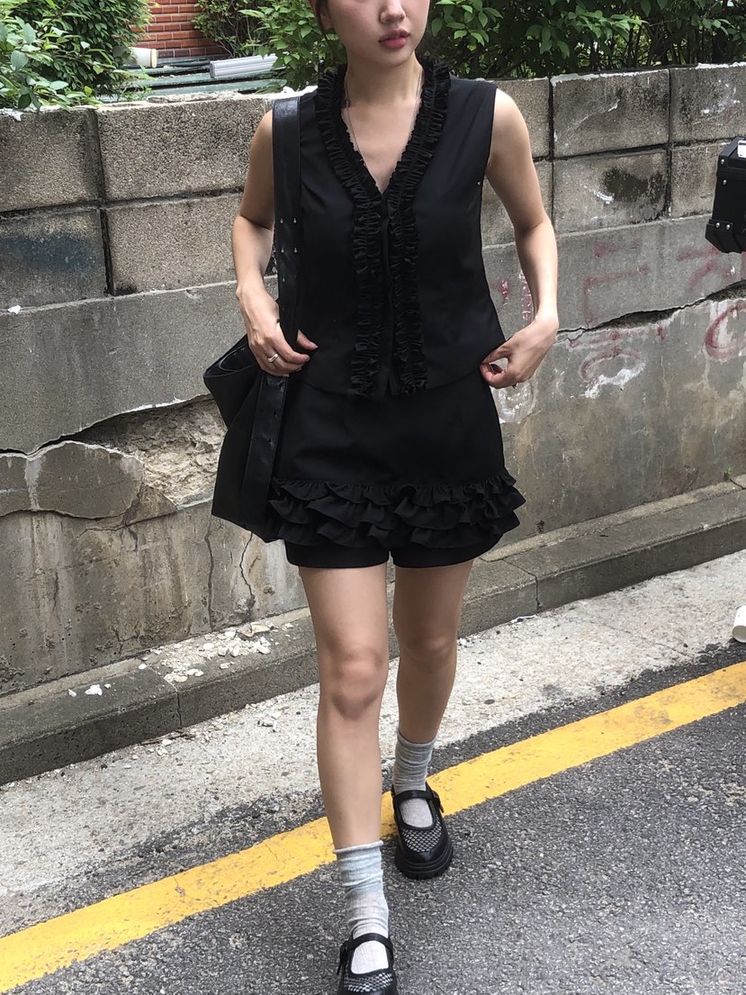 SUNDER MARKET韓國直郵㊣東大門實拍女裝新款25春夏裙褲荷葉邊SUNDER MARKET裙褲