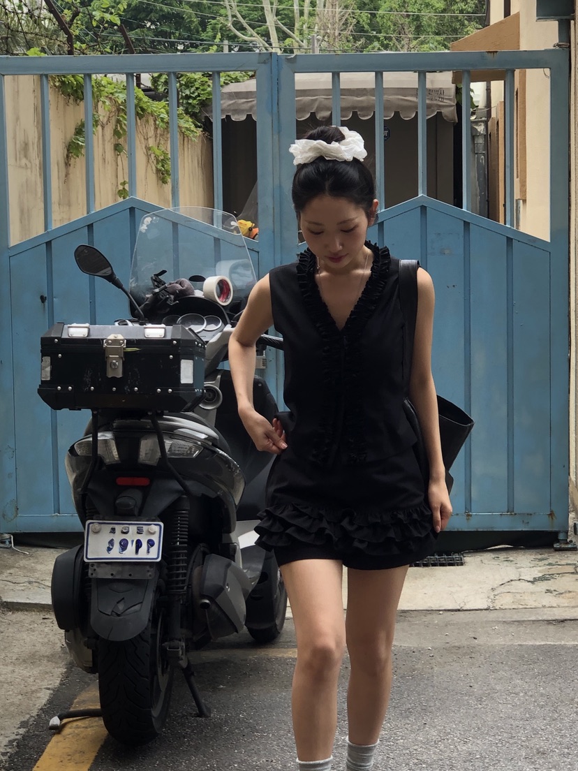 SUNDER MARKET韓國直郵㊣東大門實拍女裝新款25春夏裙褲荷葉邊SUNDER MARKET裙褲