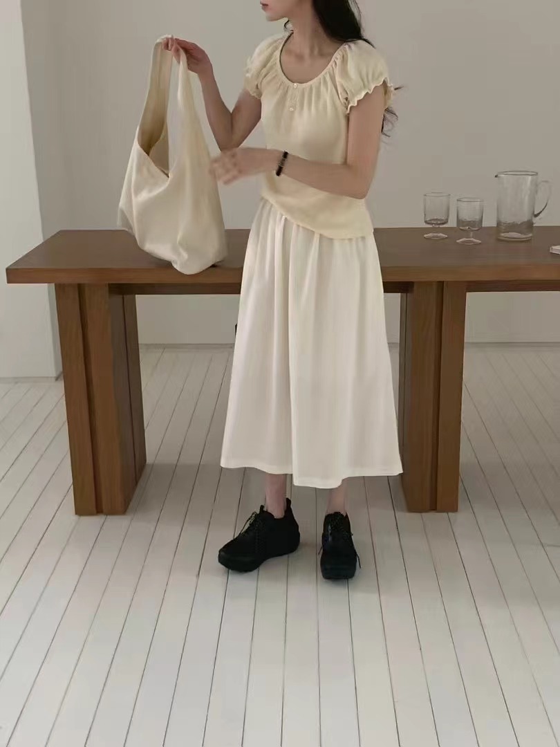 MOOD BEIGE韓國㊣直郵東大門代購女裝新品熱賣時尚人氣T恤MOOD BEIGET恤