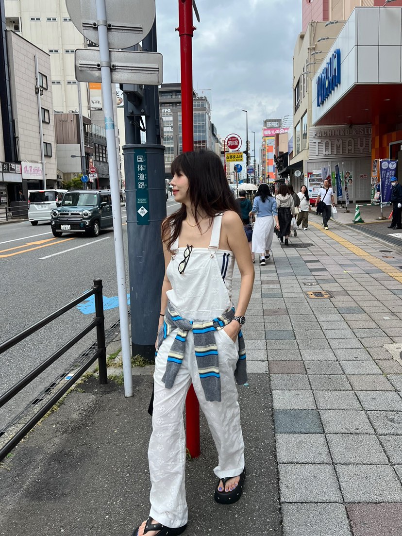 SOLAR韓國直郵㊣女裝新品熱賣推薦人氣時尚休閑25春夏背帶褲蕾絲SOLAR背帶褲
