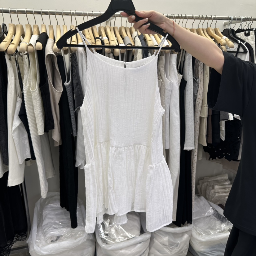 VIVEL韓國㊣直郵東大門代購女裝新品時尚休閑25春夏吊帶背心VIVEL吊帶/背心圖色2