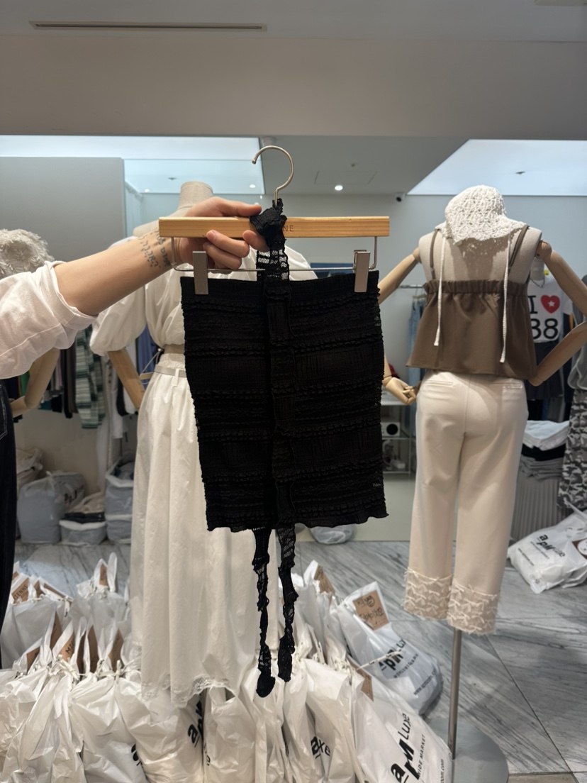 MIENNE韓國直郵㊣東大門實拍女裝新款熱賣休閑吊帶背心含脖帶MIENNE吊帶/背心圖色3