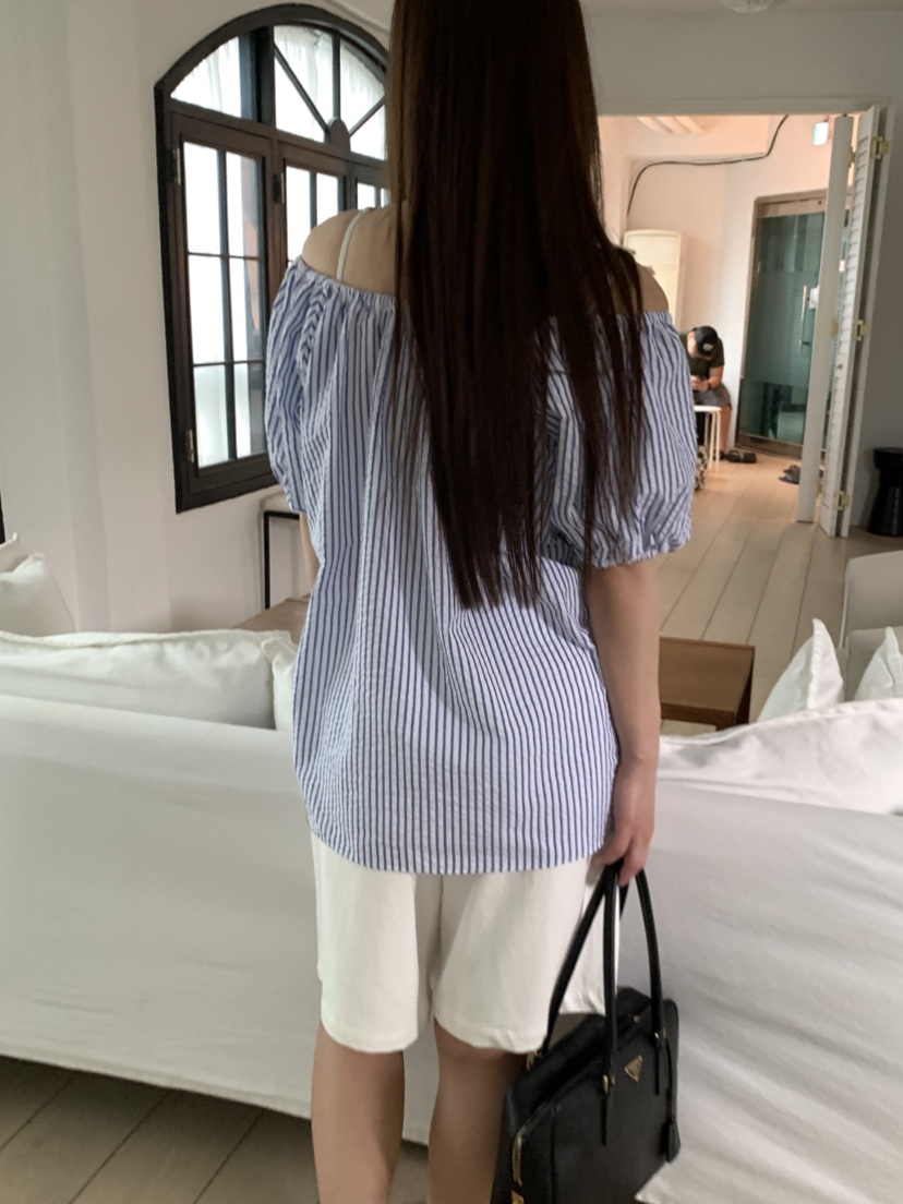 CEDARWOOD韓國直郵㊣女裝新款熱賣時尚休閑推薦襯衫蕾絲衫露肩CEDARWOOD襯衫/蕾絲衫