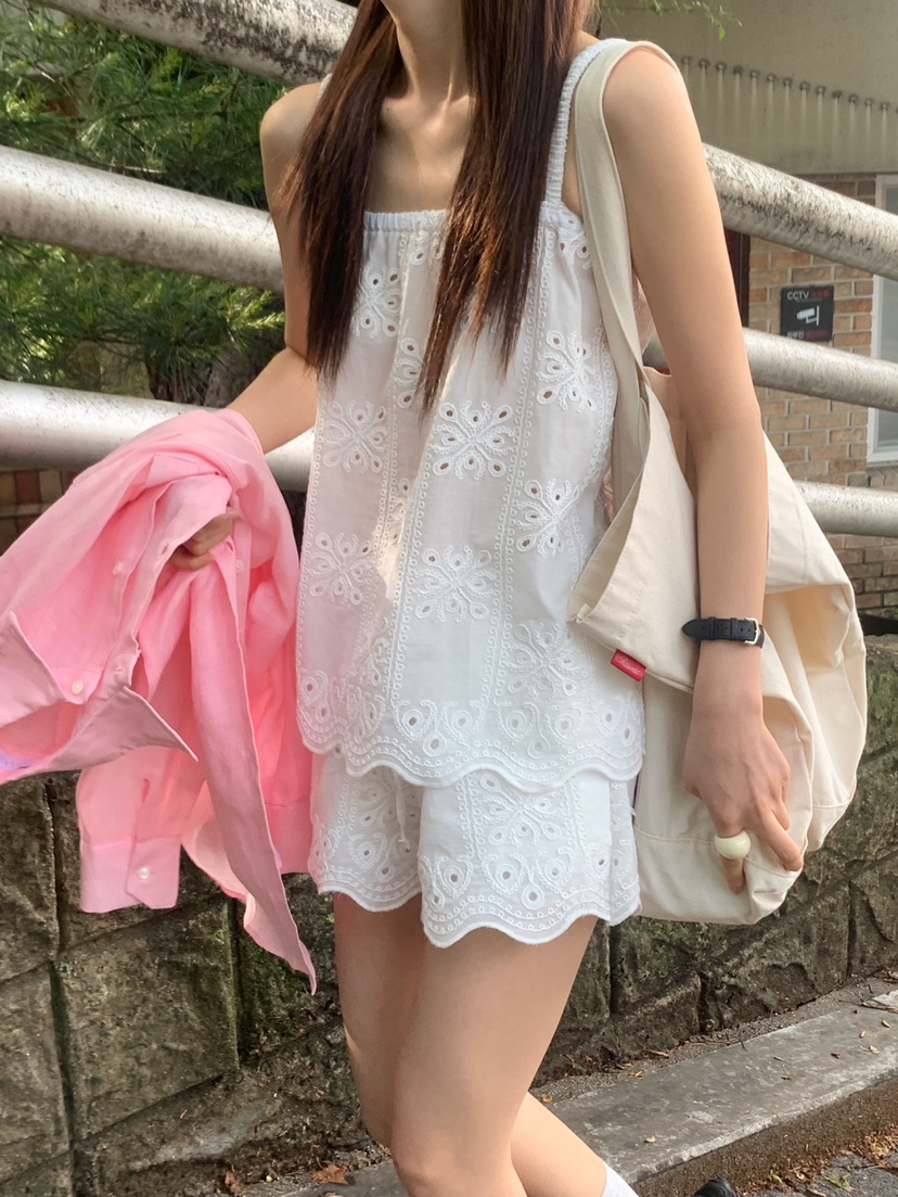 VAARA韓國㊣直郵東大門代購女裝新品時尚25春夏吊帶背心刺繡VAARA吊帶/背心