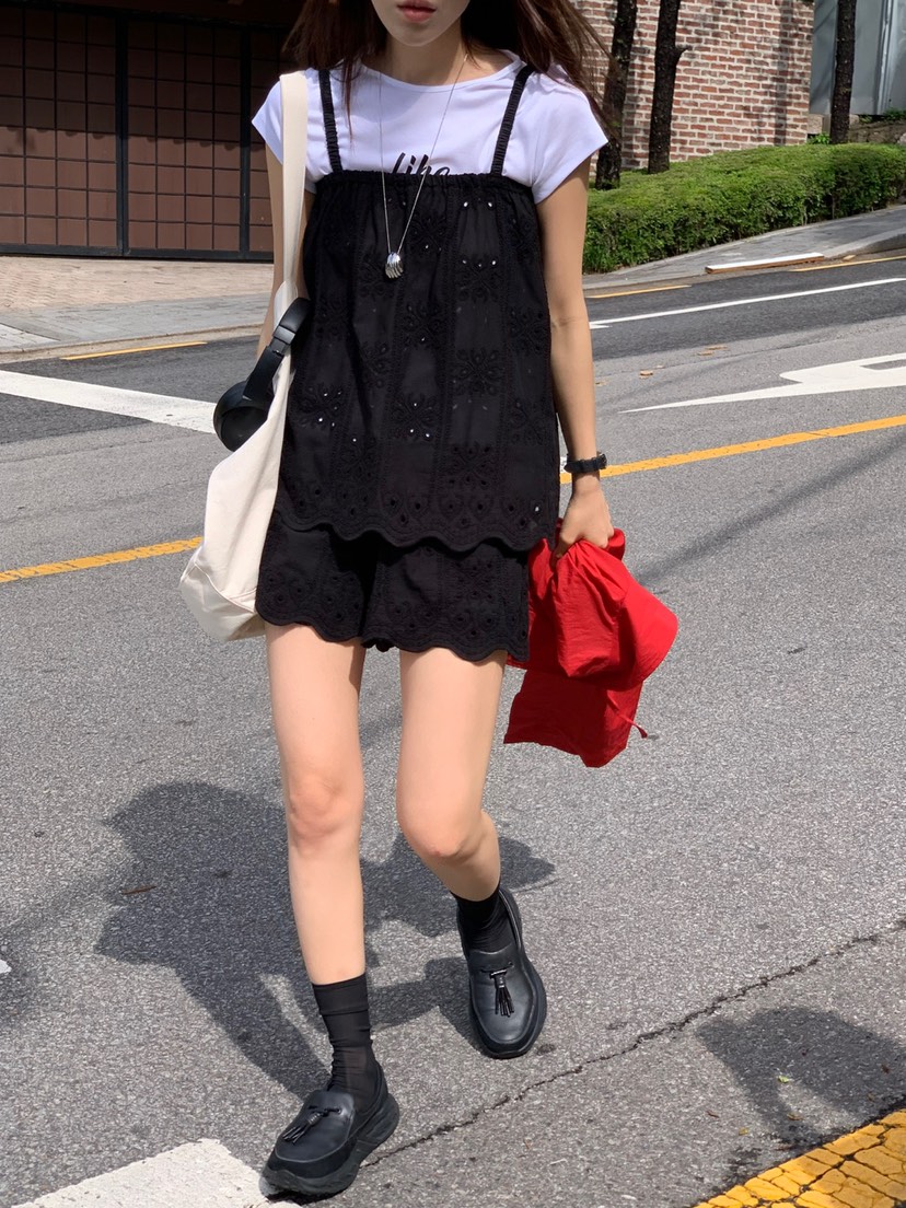 VAARA韓國㊣直郵東大門代購女裝新品時尚25春夏吊帶背心刺繡VAARA吊帶/背心