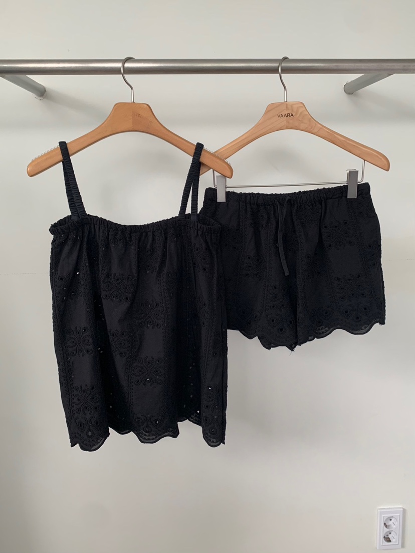 VAARA韓國㊣直郵東大門代購女裝新品時尚25春夏吊帶背心刺繡VAARA吊帶/背心