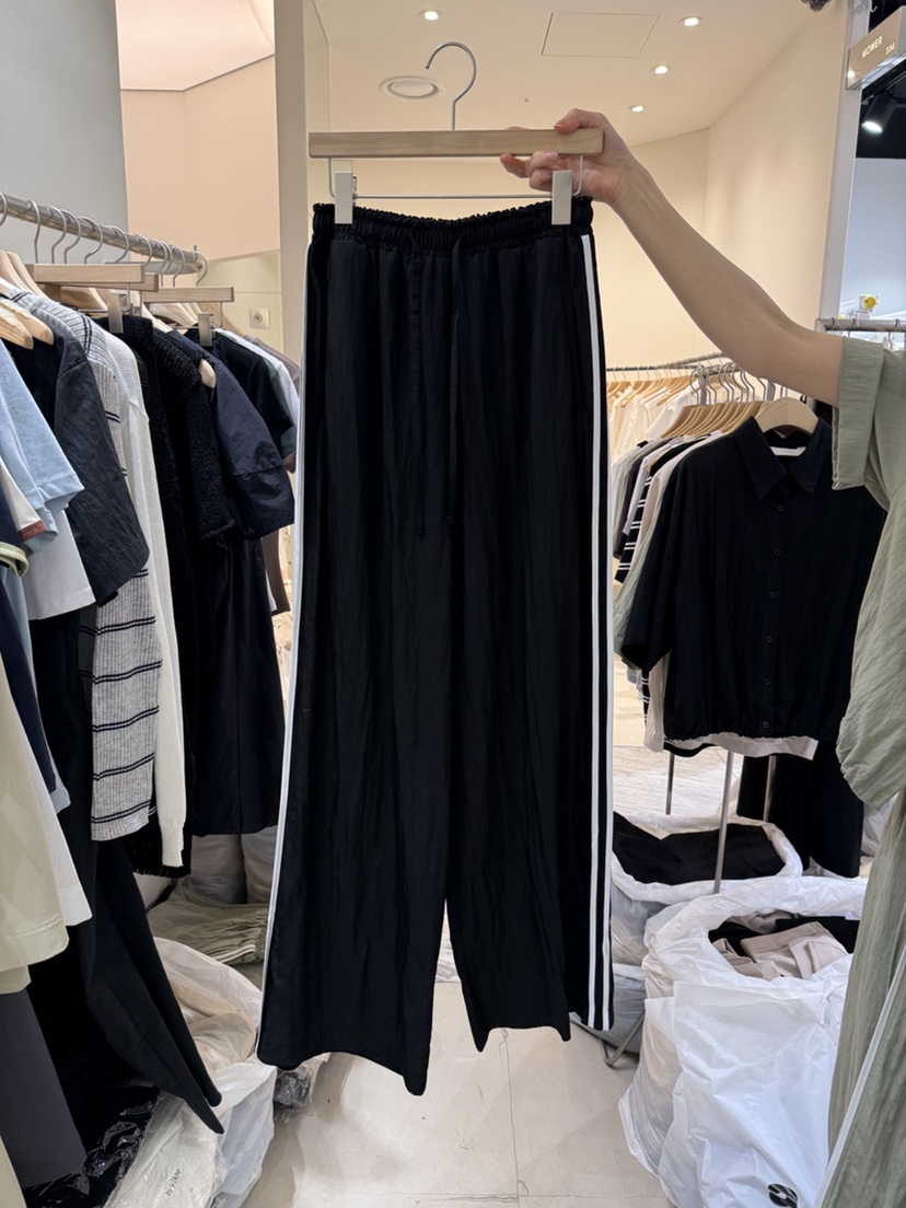 YIKHO STYLE韓國直郵㊣女裝新品人氣推薦熱賣時尚25春夏休閑褲YIKHO STYLE休閑褲圖色2