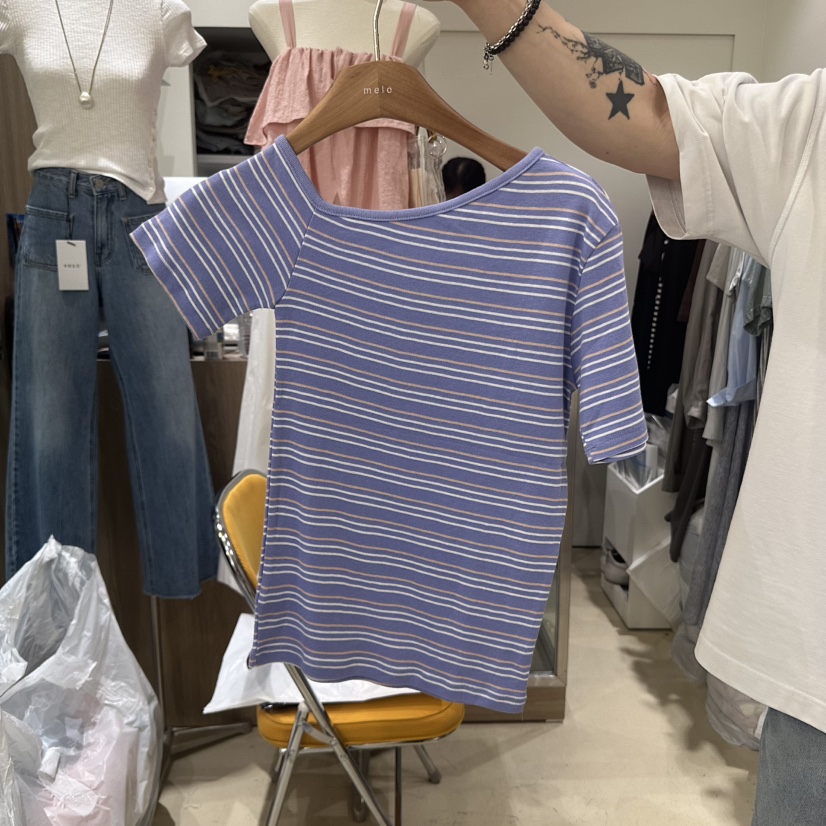 MELO韓國直郵㊣女裝新品推薦人氣時尚熱賣25春夏休閑T恤MELOT恤圖色2