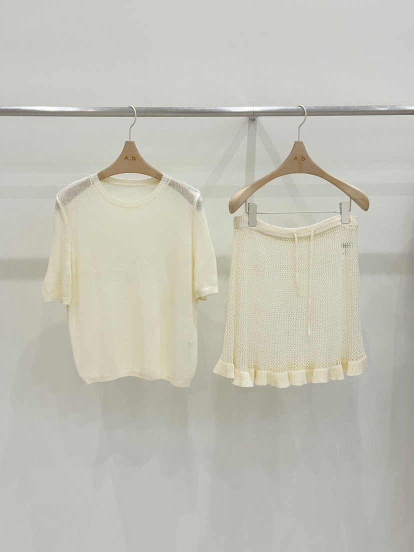 AUTUMN BEIGE PLUS韓國㊣直郵東大門代購女裝新品推薦套裝A.b/AUTUMN BEIGE套裝圖色2