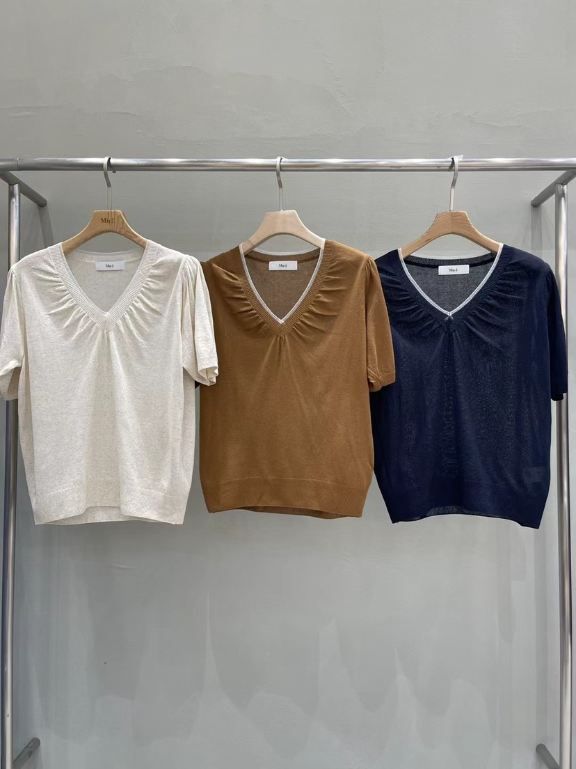MU i韓國直郵㊣東大門實拍女裝新品熱賣時尚針織衫泡泡袖褶皺Mu:i-Q針織衫