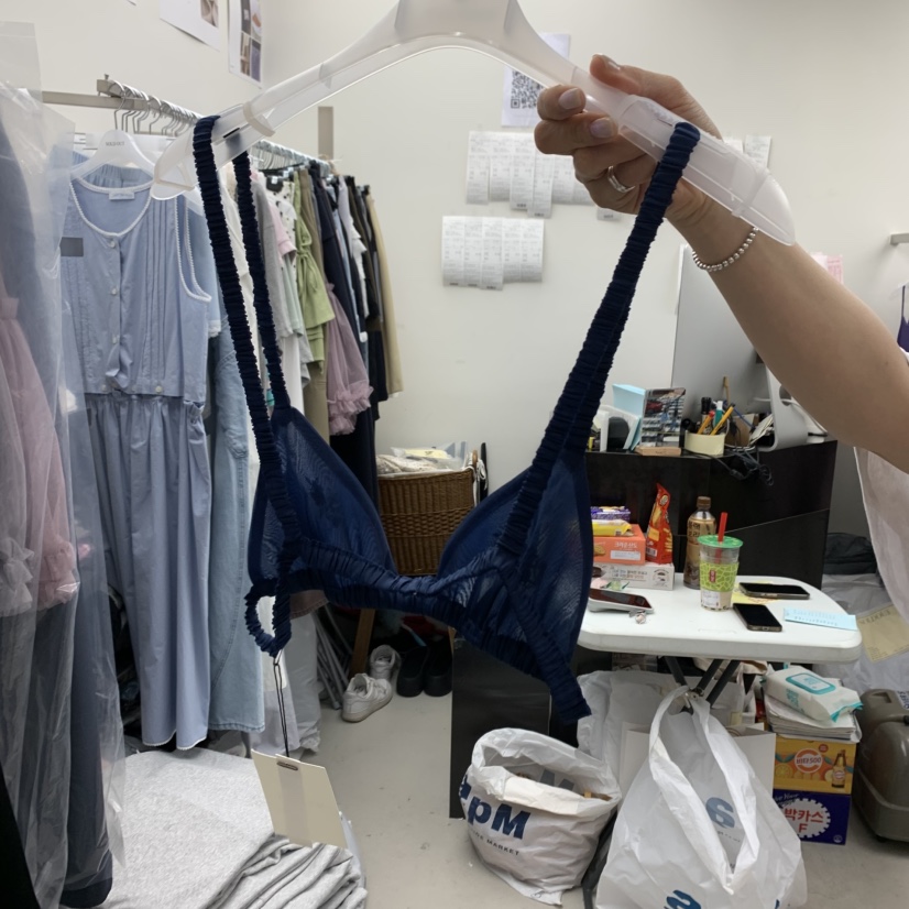 SOLD OUT韓國直郵㊣東大門實拍女裝新品時尚吊帶背心不含內搭刺繡SOLD OUT吊帶/背心
